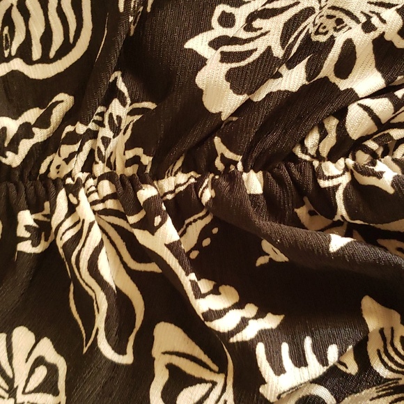 🆕️Ladies lightweight top​ - Picture 9 of 10